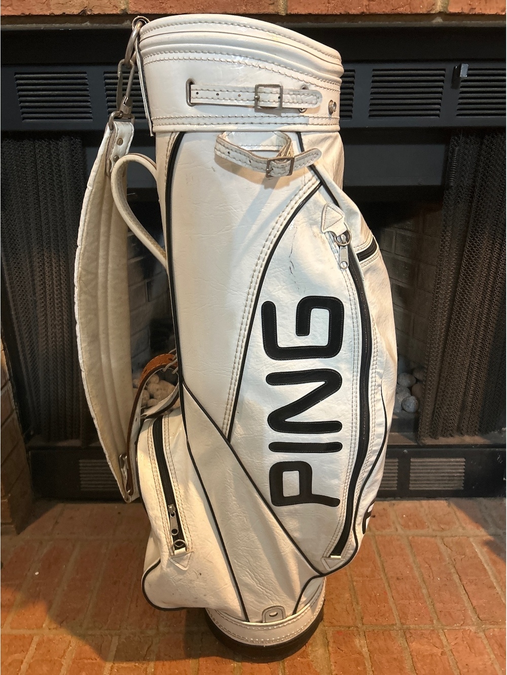 Vintage White PING Golf Bag